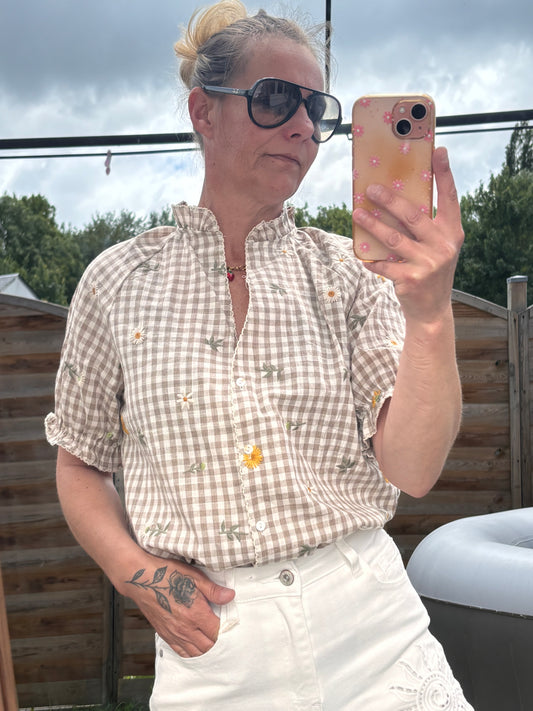 Chemise